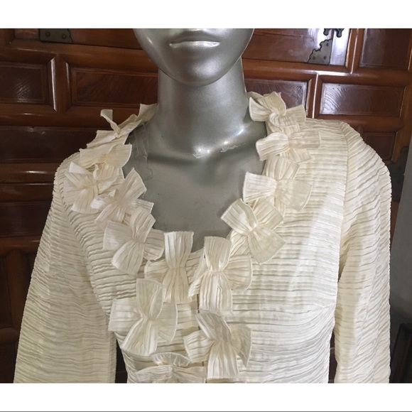 Anne Fontaine Tops - ANN FONTAINE FRENCH Zip Flower Blouse-FR34 US4 EUC